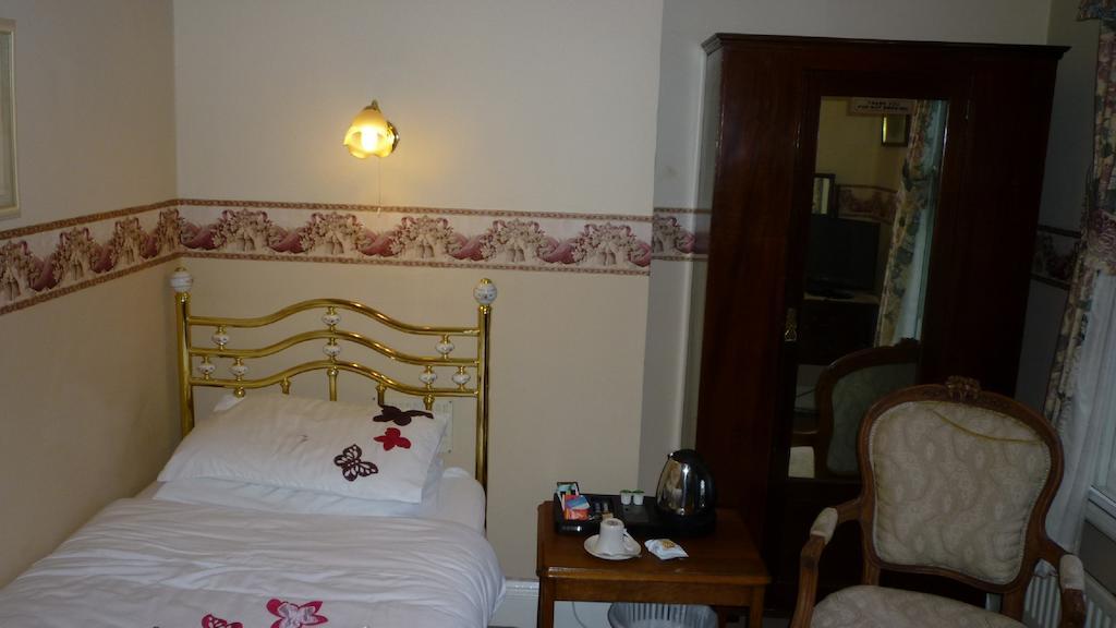Leadon House Hotel Ледбери Номер фото