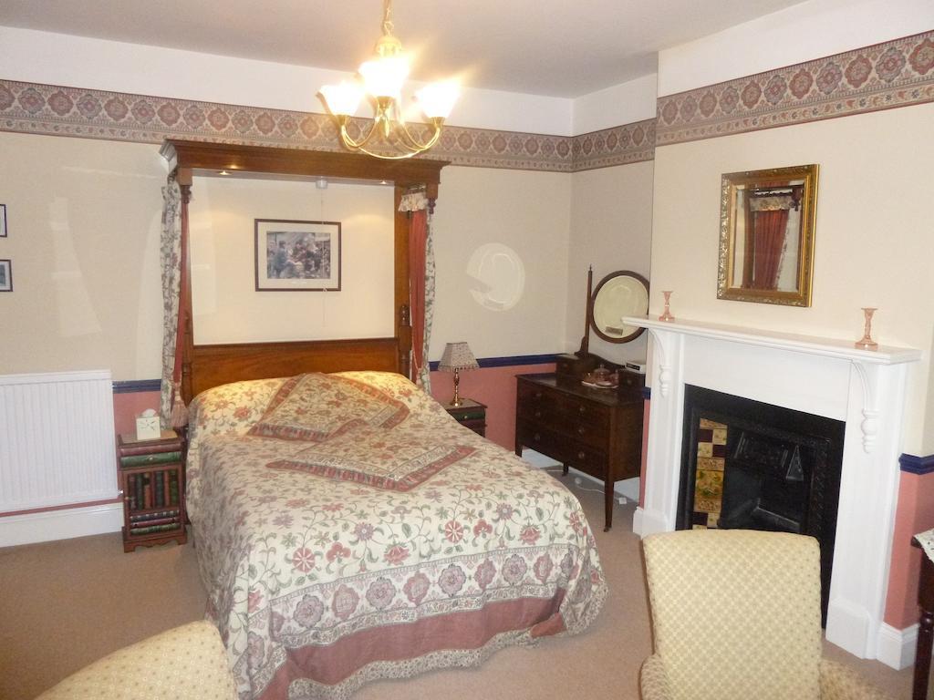 Leadon House Hotel Ледбери Номер фото