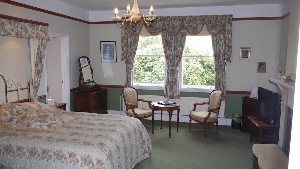 Leadon House Hotel Ледбери Номер фото