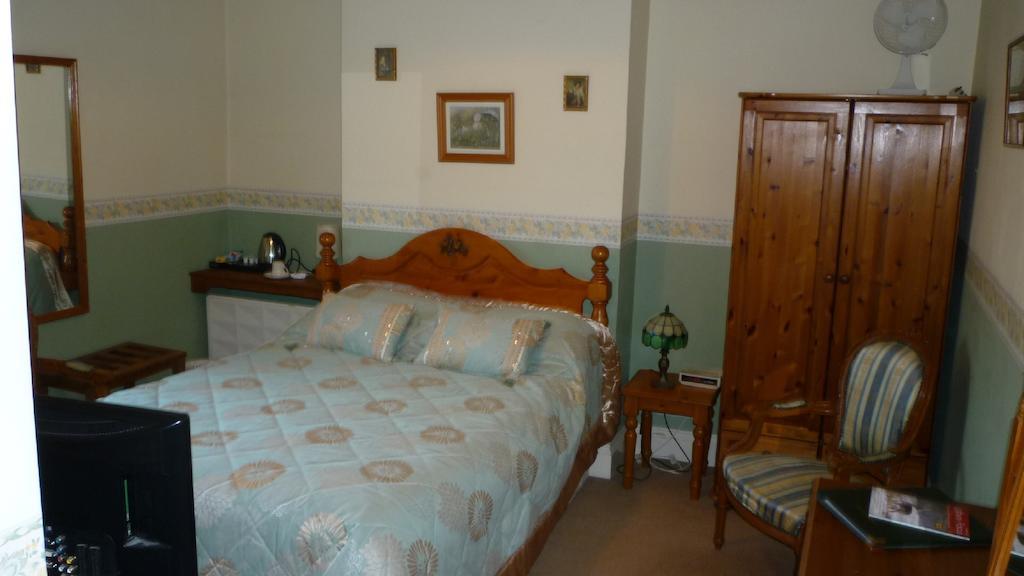 Leadon House Hotel Ледбери Номер фото